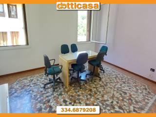 Trilocale buono stato, secondo piano, Centro Storico, Vicenza
