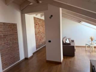 Attico ottimo stato, 80 m², Piazza della Libertà, Alessandria — foto 6 di 21