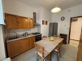Trilocale via Cristoforo Colombo, Centro, Taggia — foto 10 di 19
