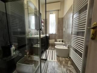 Trilocale ottimo stato, secondo piano, Ospedale - Villaggio Manenti, Reggio Emilia — foto 11 di 19