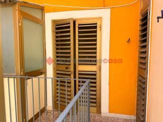 Trilocale via Celeste, 106, Corso Sicilia - Fiera, Catania