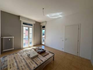 Quadrilocale via Angelo Cantoni 21, Centro, Arona — foto 18 di 31