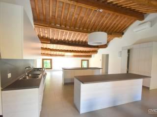 Villa bifamiliare via Giuseppe Garibaldi 16/B, Centro, San Pietro in Gu — foto 3 di 23