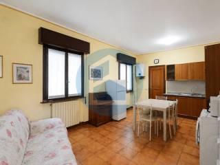 Bilocale 25049 Iseo via San Pietro, Pilzone, Iseo — foto 14 di 22