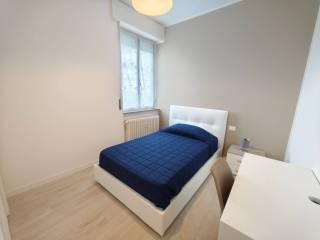 Stanza doppia via Niccolò Paganini 18e, Monza — foto 13 di 33