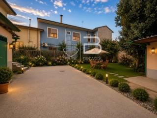 Villa unifamiliare via Giosuè Carducci 10, Migliarino, Vecchiano — foto 4 di 43