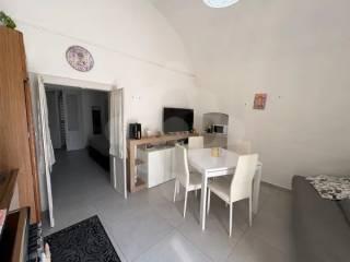 Bilocale buono stato, piano terra, Palese, Bari