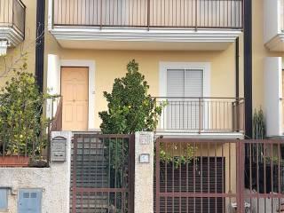 Villa a schiera viale Pietro Mancini 4, Soverato Marina, Soverato