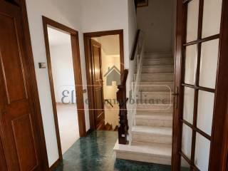 Terratetto unifamiliare 177 m², ottimo stato, Terminetto - Migliarina, Viareggio — foto 5 di 19