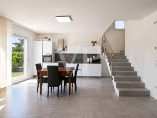 Villa unifamiliare via Santa Rita, Thiene — foto 7 di 24