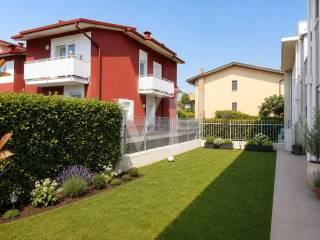 Villa unifamiliare via Santa Rita, Thiene — foto 12 di 24