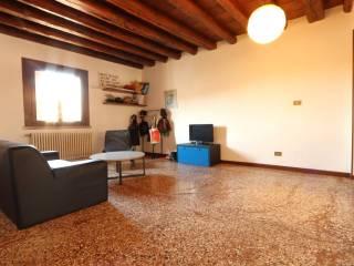 Attico piazzale Giuseppe Giusti 4, Centro Storico, Vicenza — foto 2 di 32