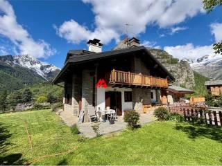 Villa unifamiliare Strada Grand Ru, 2/B, Centro, Courmayeur — foto 17 di 33