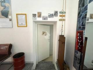 Bilocale via Stefano Molli 14, Centro, Borgomanero — foto 19 di 24