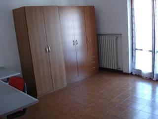 Stanza singola via Gaetano Donizetti 18, Fermignano — foto 3 di 5