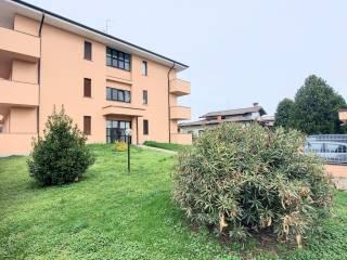 Bilocale buono stato, primo piano, Rovellasca — foto 4 di 45