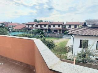 Bilocale buono stato, primo piano, Rovellasca — foto 24 di 45
