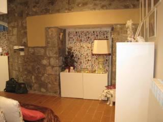 Trilocale ottimo stato, piano terra, Centro, Montefiascone — foto 7 di 10