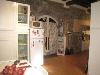 Trilocale ottimo stato, piano terra, Centro, Montefiascone — foto 2 di 10