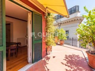 Attico piazza di San Lorenzo in Lucina 1, Montecitorio, Roma — foto 23 di 33