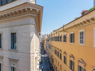 Attico piazza di San Lorenzo in Lucina 1, Montecitorio, Roma — foto 4 di 33