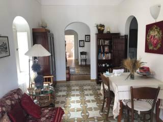 Trilocale via Antonio dell'Aquila 70, Centro, Vico del Gargano — foto 2 di 9