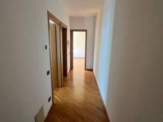 Villa a schiera via Arnaldo da Brescia 7, San Carlo - Stazione, Monza