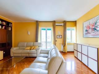 Appartamento via Montani, Quarto, Genova