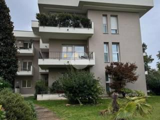 Trilocale APPARTAMENTO viale cavour 46, Desenzano Centro, Desenzano del Garda — foto 14 di 14