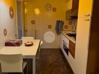 Trilocale APPARTAMENTO viale cavour 46, Desenzano Centro, Desenzano del Garda — foto 8 di 14