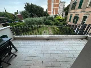 Trilocale APPARTAMENTO viale cavour 46, Desenzano Centro, Desenzano del Garda — foto 7 di 14