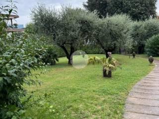 Trilocale APPARTAMENTO viale cavour 46, Desenzano Centro, Desenzano del Garda — foto 2 di 14