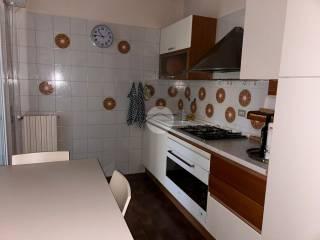 Trilocale APPARTAMENTO viale cavour 46, Desenzano Centro, Desenzano del Garda — foto 3 di 14