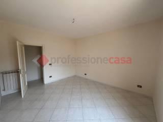 Trilocale via Antonio Meucci , 5, San Nicola la Strada — foto 29 di 30