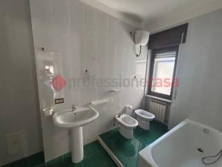 Trilocale via Antonio Meucci , 5, San Nicola la Strada — foto 15 di 30