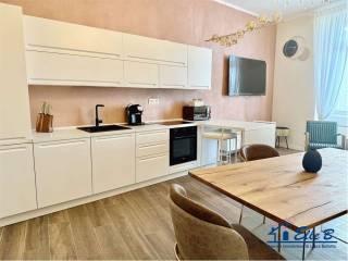 Appartamento ottimo stato, secondo piano, Centro, Gorizia — foto 2 di 18