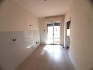 Appartamento buono stato, sesto piano, Cecina Centro, Cecina — foto 6 di 22
