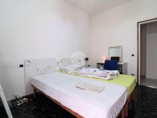 Quadrilocale via Cantarane 38, Veronetta, Verona
