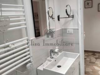 Trilocale 100 m², Centro, Viareggio