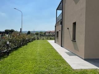 Villa unifamiliare via Case Sparse Serraglie 60, Pieve Vecchia, Villaggio Sanghen, Manerba del Garda — foto 5 di 45