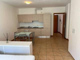 Monolocale via Montelatici 5, Centro, San Fermo della Battaglia — foto 3 di 17