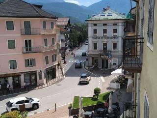 Trilocale buono stato, terzo piano, Tonadico, Primiero San Martino di Castrozza — foto 12 di 18