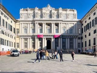 Bilocale piazza Giacomo Matteotti, Centro Città, Genova