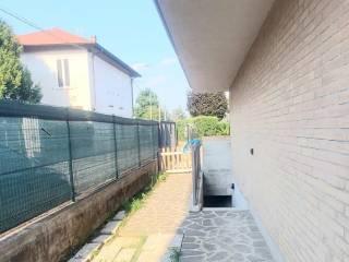 Bilocale via Nazario Sauro, Rovellasca — foto 17 di 26