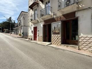 Trilocale via Regina Margherita 61, Centro, Bussi sul Tirino — foto 2 di 14
