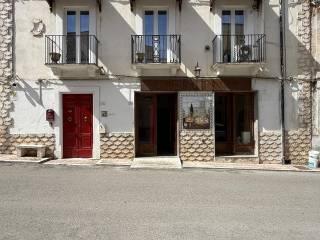 Trilocale via Regina Margherita 61, Centro, Bussi sul Tirino — foto 5 di 14