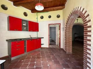 Trilocale via Regina Margherita 61, Centro, Bussi sul Tirino