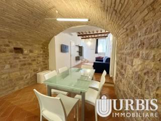 Bilocale via Anfiteatro Romano, Centro Storico, Assisi — foto 2 di 14