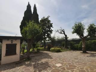 Bilocale via D. Alighieri 30, Solarolo, Manerba del Garda