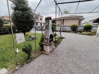 Bilocale via Gorizia, Centro, Biassono — foto 9 di 16